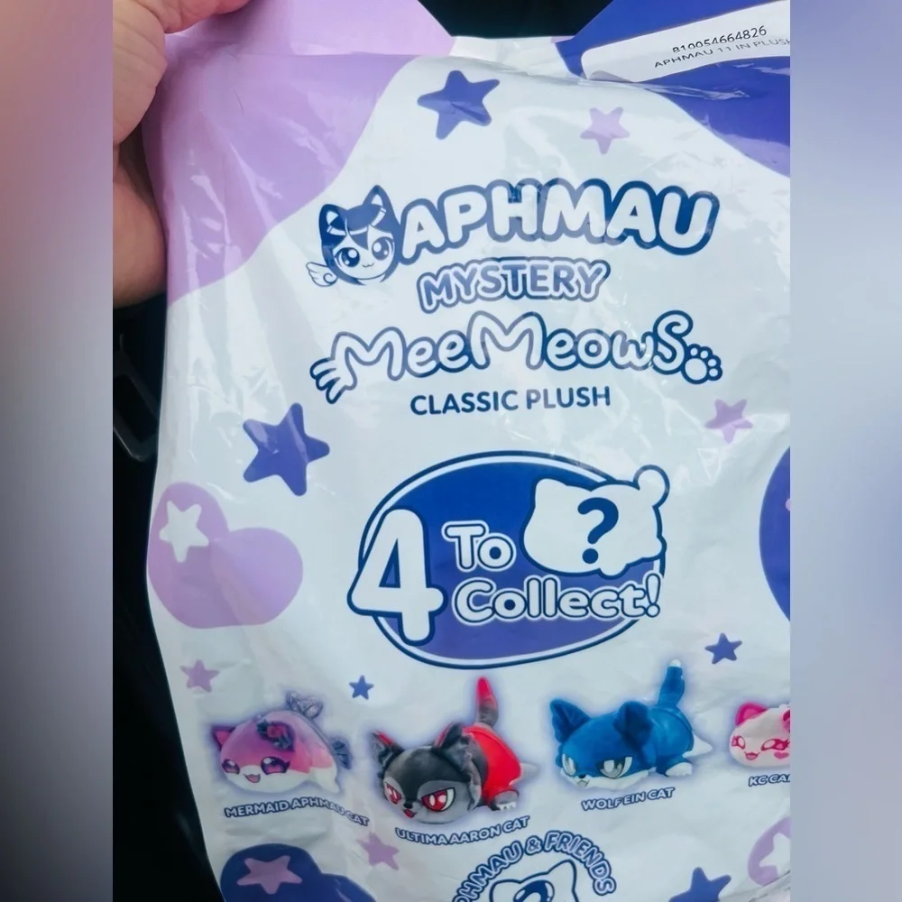Aphmau 11” Classic Mystery Plush Series 2, Aphmau & Friends Theme